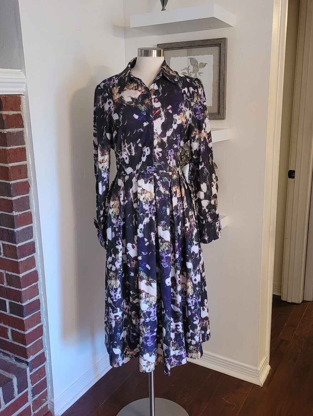 Dalia McPhee Long Cuffed Sleeve Pleated Floral Dress Size 14